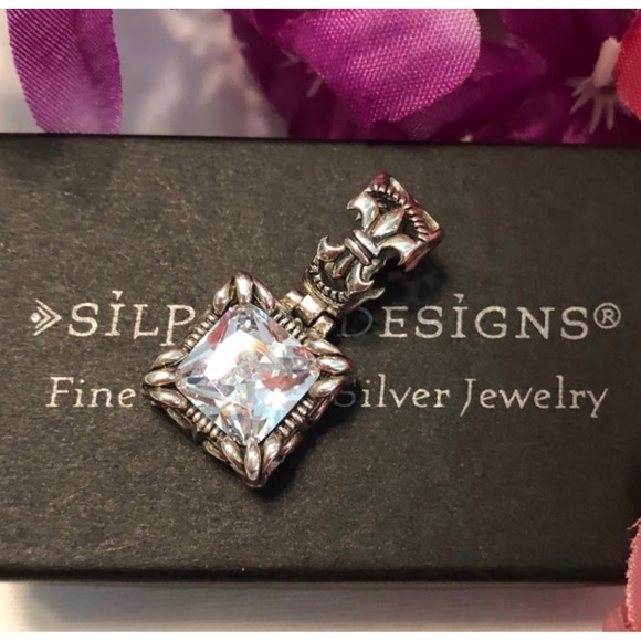 Silver Pendant cubic zirconia **RETIRED** - Picture 1 of 5